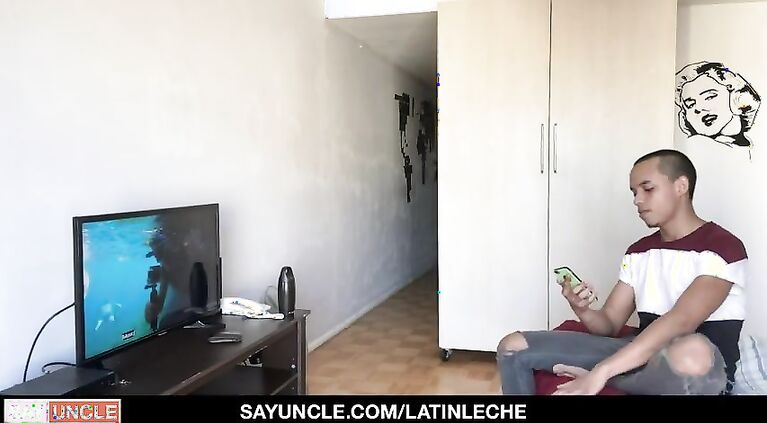 Horny Latinos Exchange Money For Sex