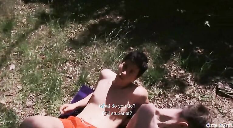 CZECH HUNTER 442 - Sunbathing Buddies Agree To Have A Threesome For Cash