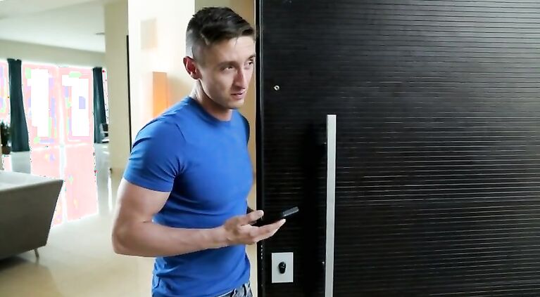 NextDoorStudios Scotty Finds a Pokemon in Lance's Yard!