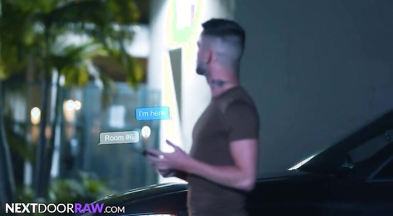 Muscle Hunk Visitors Dick Down Sexy Cityboy - Isaac X, Michael Roman, Lane Colten - NextDoorRaw