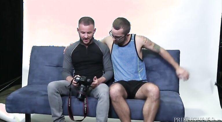MENOVER30 Athletic DILFs Cancel Gym For Bareback Sex