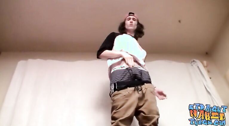 Hung straight amateur Sean Johansen masturbates and cums