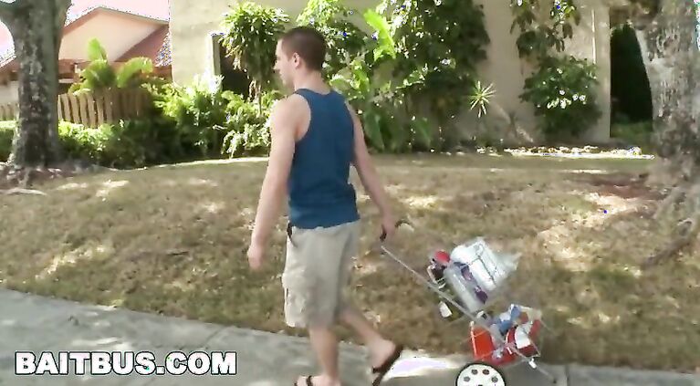 BAIT BUS - Alexander Greene Tricks Straight Bait Birthday Boy