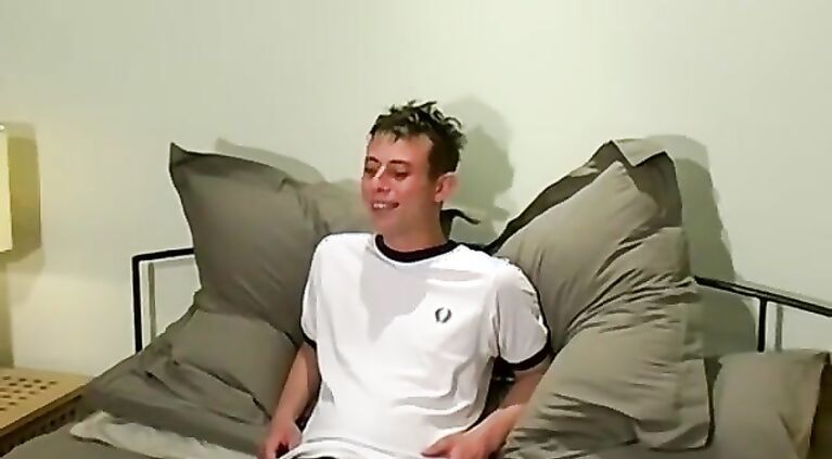 Cute UK amateur Alex isnt shy about showing his big cock
