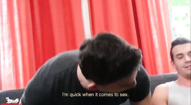 Euro Hunks hook up for bareback sex