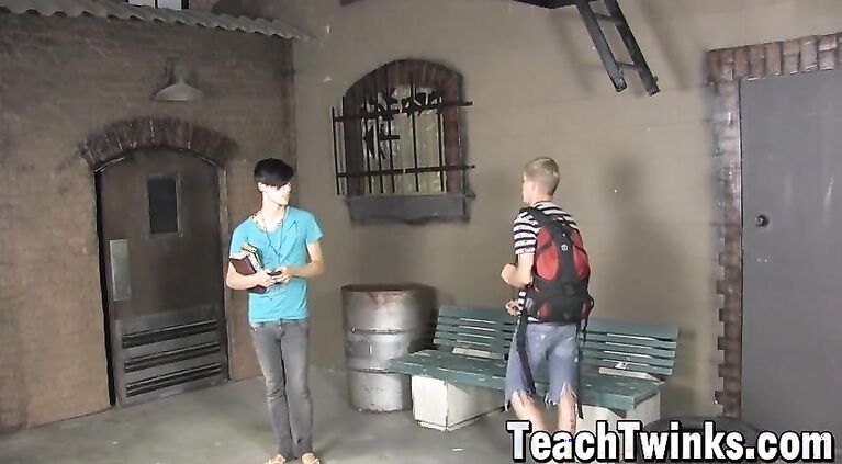 Twink Jae Landen anal rides Kayden Daniels dick after BJ