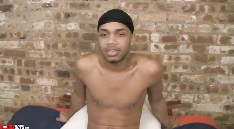 London D Takes Rocks Dick for a Go on Camera