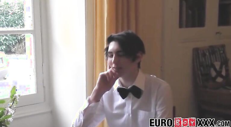 Skinny euro ks take turn blowing each other and fuck