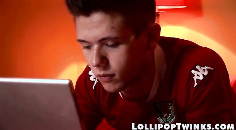 Sexy Aaron Aurora and hot Lloyd Adams barebacking hard