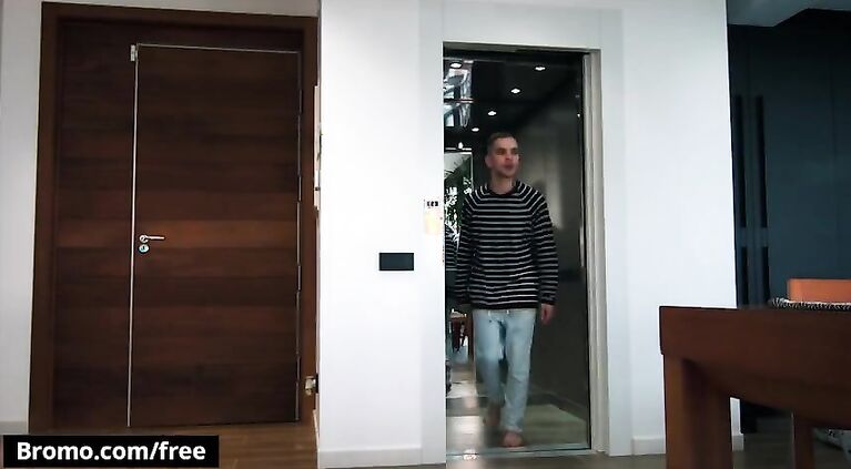 BROMO - Cute Twink Takes A Raw Big Cock By A Straight Police Officer