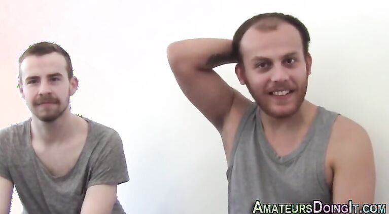 Amateur bears get horny