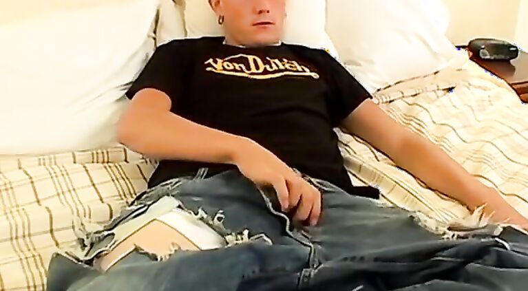 Naughty twink Seth Evans hot anal play and cock wanking solo