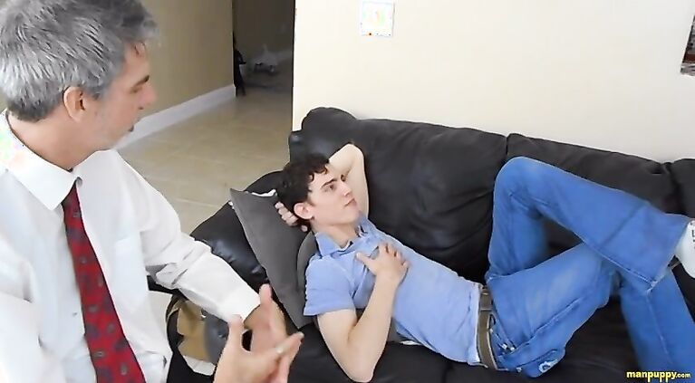 Gay doctor gets a spanking from his patient