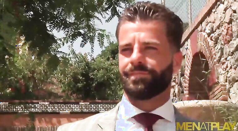 MENATPLAY Businessman Hector De Silva Fucks Hunk Jay Roberts