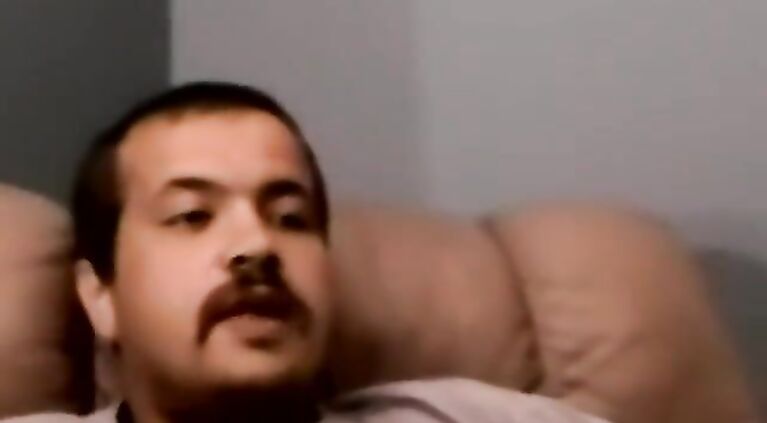 Amateur guy jacking off cock before getting a blowjob