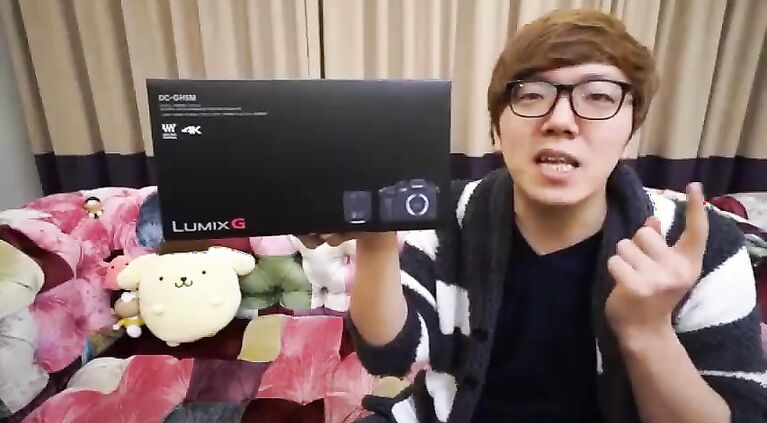 Japanese Gay Boy ONAKIN "Fucking with a Ghost!"