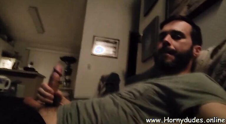 Straight bearded jerks off on cam with huge load (HD) Hornydudes.online