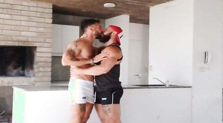 MANALIZED Bearded muscle male bear twink bottom - deportista porno en español - fuking Muscular Bottom hairy ass - twink male cumming - hombres musculosos desnudos - Sexy latin men male models and nude twink muscle gay Fit hairy - With Alex Barc
