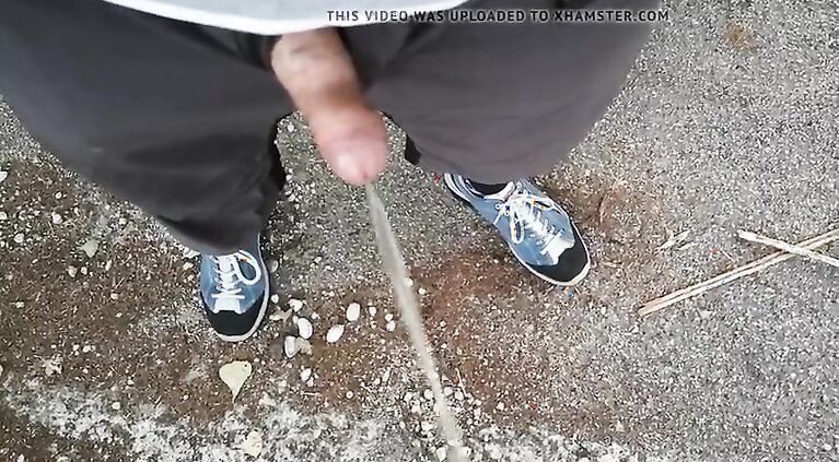 Piss and Cum outdoor in a public park