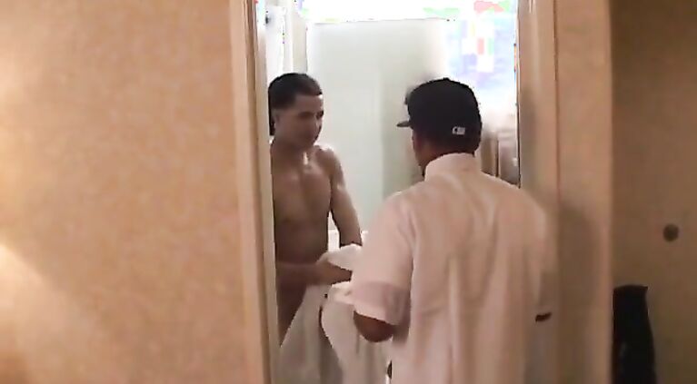 Poor hotel server fucked in the ass when he delivers the guest dry towels