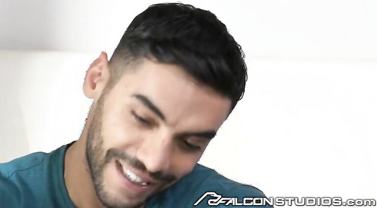 SUPER HOT EXOTIC MUSCLED HUNK Shoves His MONSTER COCK