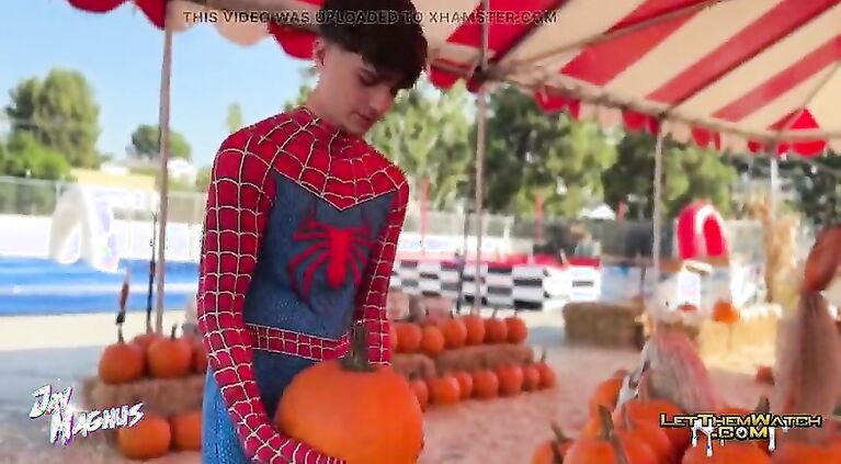 Pumpkin Fucker Cutie Twink Big Cumshot!